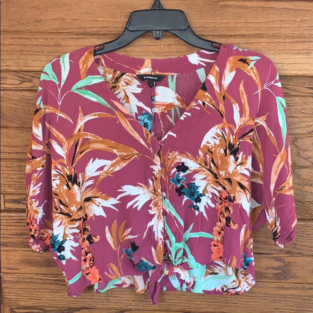 Express Tie Front Crop Top